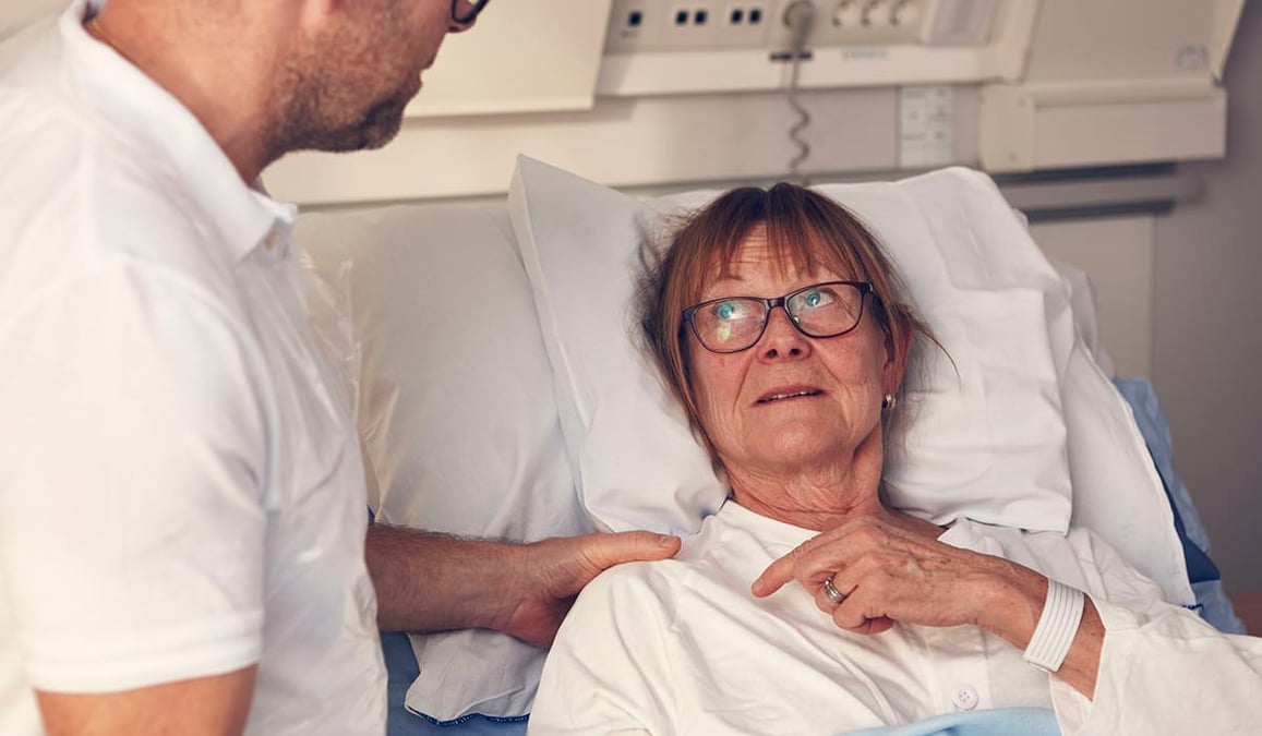 I det förebyggande arbetet mot fall och fallskador på Akademiska ingår individuella fallriskbedömningar så snart som möjligt efter att en patient skrivits in.