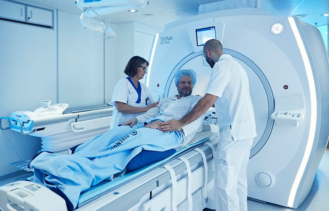 Medicinskt teknik som PET- och MR-kameror (bilden) blir allt viktigare i utredning/diagnostisering av sjukdomar, men också för att utvärdera effekten av olika behandlingar.