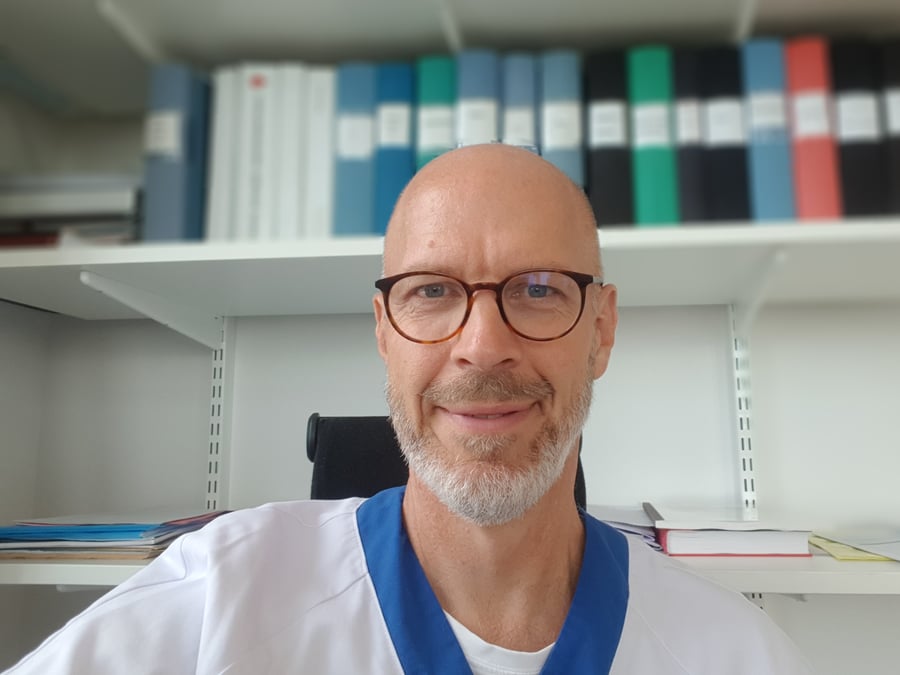 Mattias Mattsson, överläkare inom hematologi vid Akademiska sjukhuset