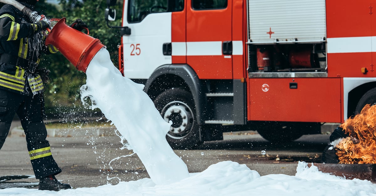 Hormonstörande kemikalier (EDCs) kan störa kroppens hormonella system. De förekommer i exempelvis parfymer och kosmetika, livsmedelsförpackningar, brandskum och på ytan av kassakvitton. För att uppmärksamma hälsoriskerna med EDCs anordnas ett symposium i Uppsala 8-9 december. Foto: Mostphotos