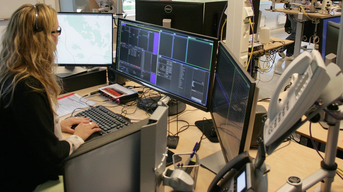 Landstinget tar över ambulansdirigeringen i egen regi