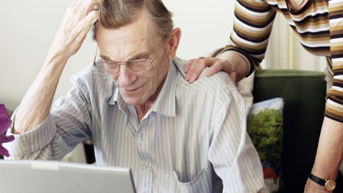 För att möta behovet av strokerehabilitering har fyra nya logopedtjänster inrättats inom Rehabilitering och Smärtcentrum. Logopederna ska bland annat arbeta med kommunikationspartnerträning för patienter med afasi..
