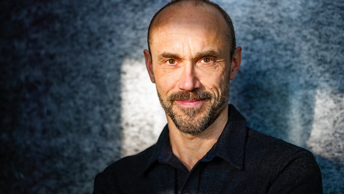 Simon Cervenka, överläkare och professor i psykiatri vid Akademiska sjukhuset/Uppsala universitet