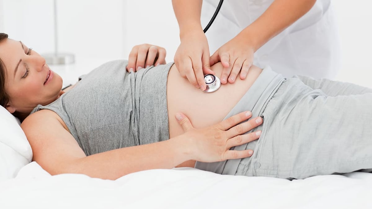 Ett systematiskt arbete med patientdata och snabba åtgärder vid behov har minskat förekomsten av bristningar, akuta kejsarsnitt med flera komplikationer inom förlossningsvården på Akademiska.