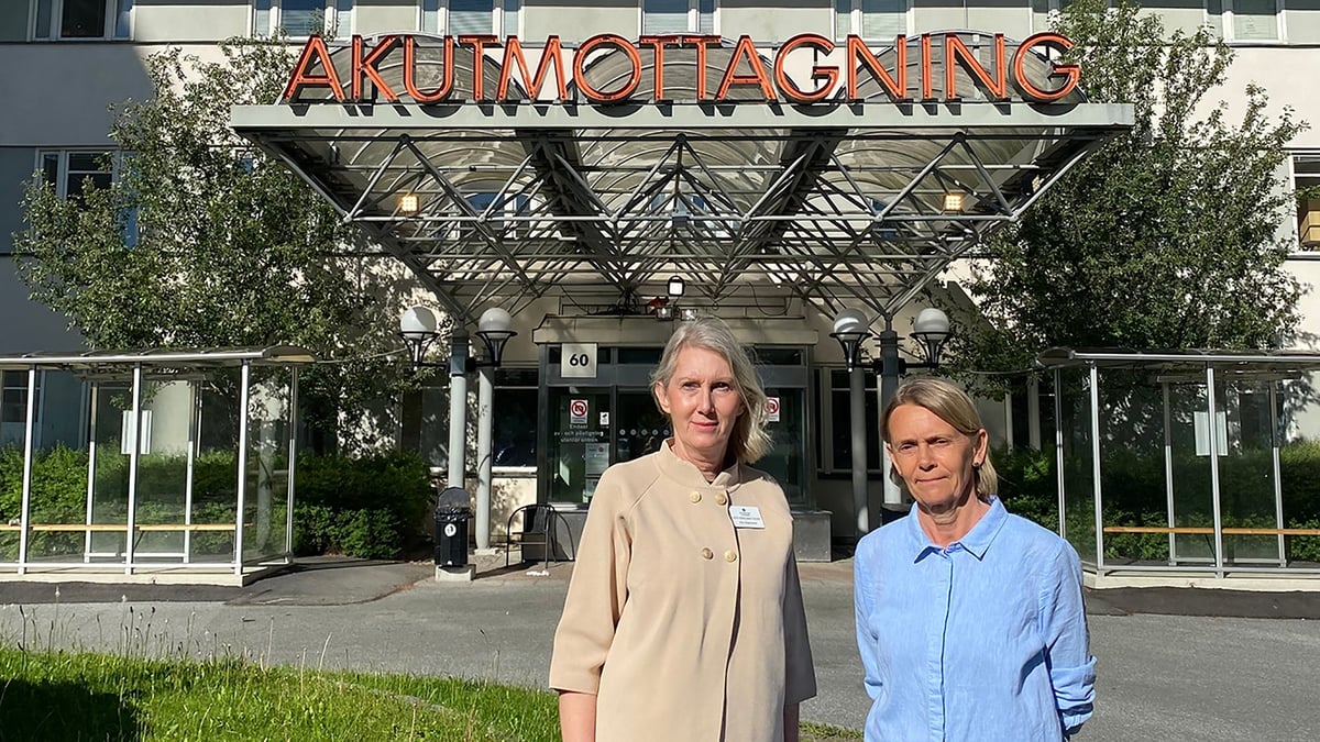 Många personer med beroende och annan sjuklighet uppsöker ofta akutmottagningar. Efter sommaren startar specialistpsykiatrin vid Akademiska sjukhuset två pilotprojekt tillsammans med Enköpings och Tierps kommuner för att förbättra samverkan och erbjuda mer synkat stöd. På bilden syns från vänster Åsa Magnusson, bitr verksamhetschef beroende- och neuropsykiatri, och Karin Lindersson, projektledare för samsjuklighetsprojektet.