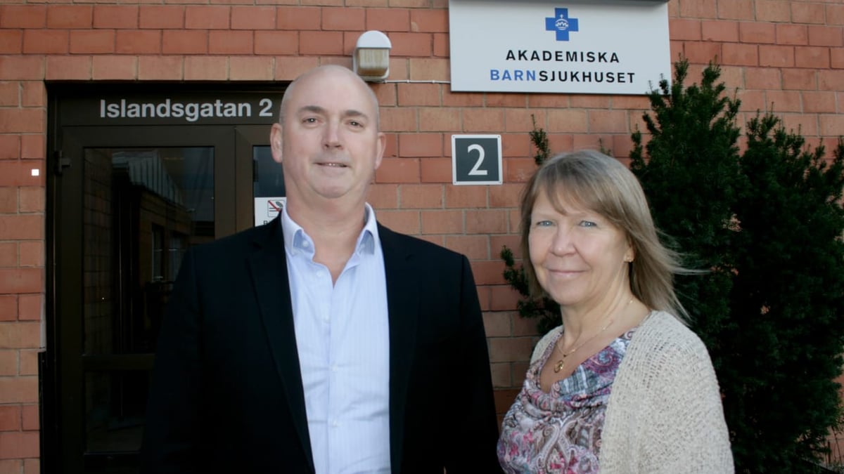 Christophe Pedroletti, verksamhetschef för Akademiska barnsjukhuset, tillsammans med Monica Mäki Karlstrand, sektionschef Barns vård och hälsa