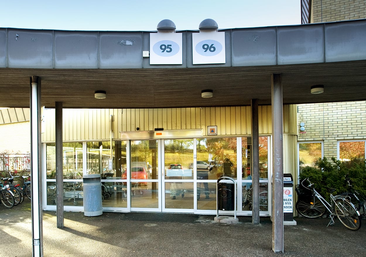 Barnkirurgmottagningen på Akademiska barnsjukhuset är en av fyra kliniker som får Stomipriset 2017, bland annat för sitt arbete med att göra livet så bra som möjligt för barn som föds med missbildningar. Foto: Staffan Claesson