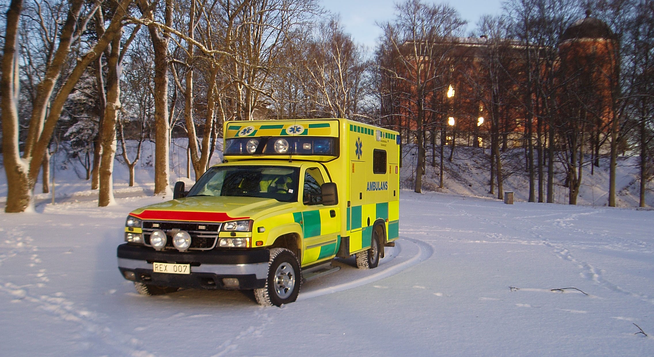 Akut sjuka patienter ska snabbare få rätt diagnostik och behandling genom ny testteknik och dataöverföring från ambulans till sjukhus. Det är målet för en EU-finansierad studie där ambulanssjukvården och avdelningen för klinisk kemi och farmakologi vid Akademiska sjukhuset medverkar.