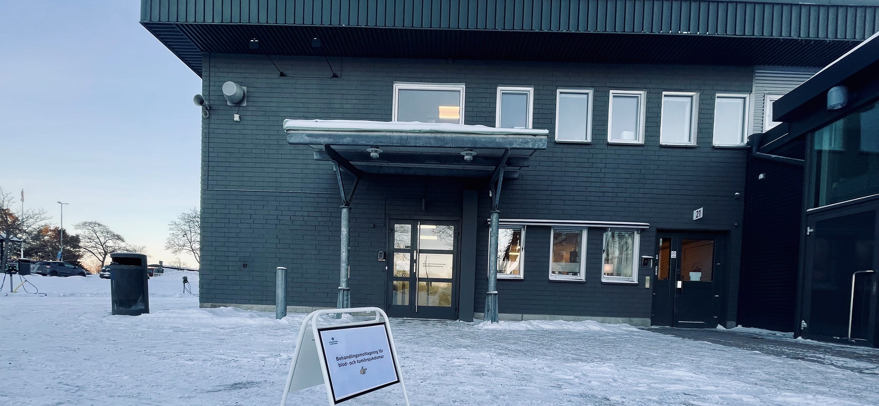 Akademiska sjukhuset har öppnat en ny behandlingsmottagning i Gränbystaden. Målgruppen är patienter med blod- och tumörsjukdomar i behov av exempelvis blodtransfusion, enklare cytostatikabehandling och immunterapi.