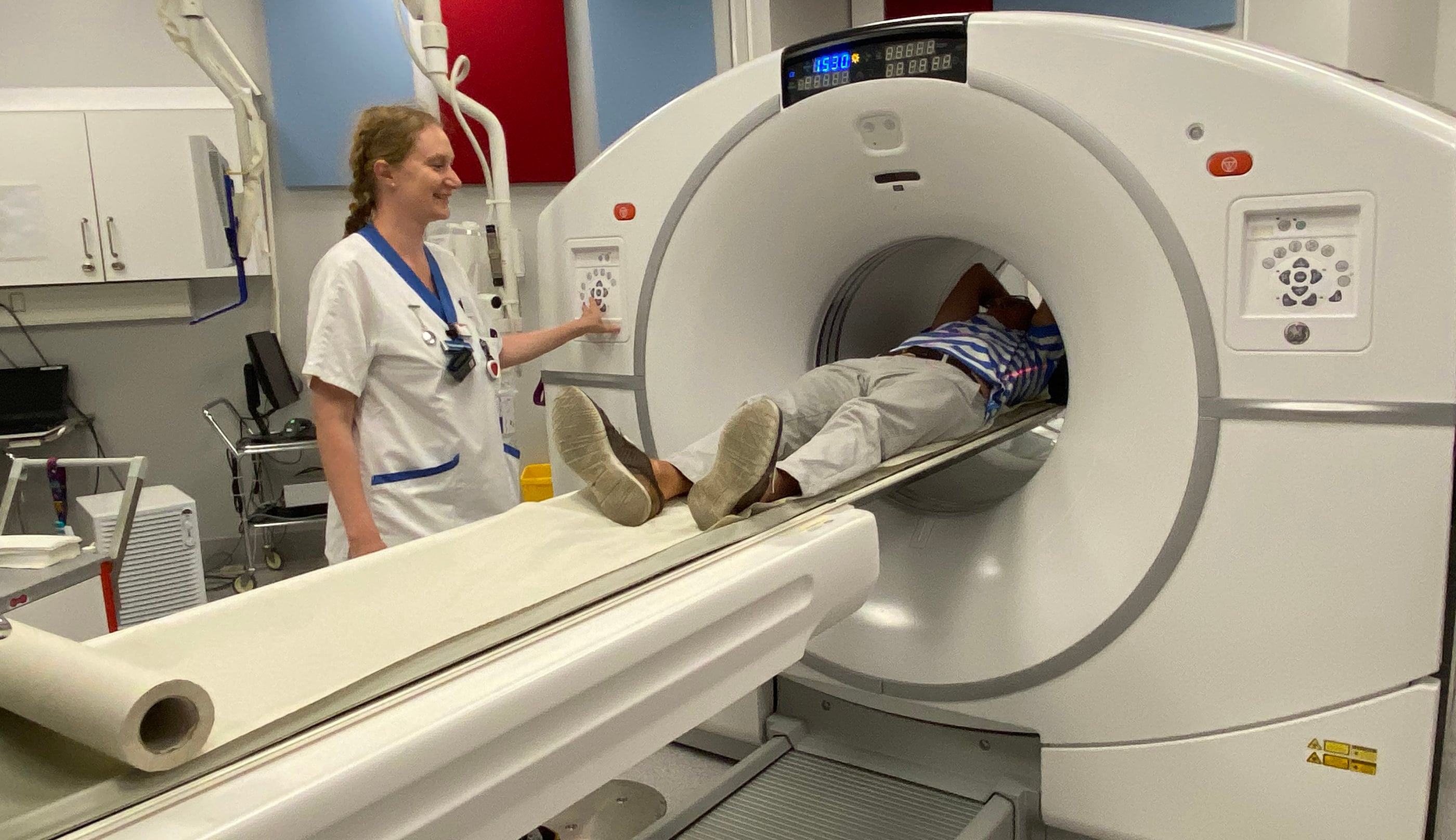 Nya uppgraderade PET-kameror på Akademiska innebär ökad träffsäkerhet i diagnostik och att patienter utsätts för mindre joniserande strålning.