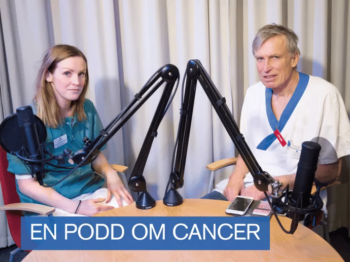Programledaren Lotten Åsén Blomqvist tillsammans med överläkare Hans Hagberg.